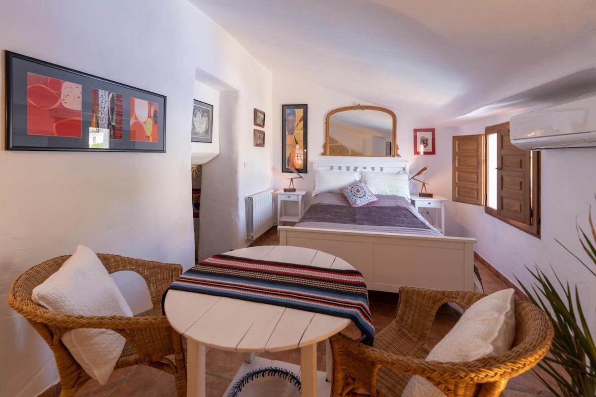 Atelier 88 Bed and Breakfast Alcala La Real Εξωτερικό φωτογραφία